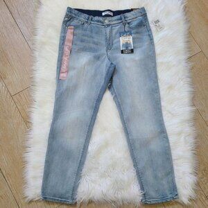 Almost Famous  Stretch leggings Jeans - Light Blue Wash SZ 19